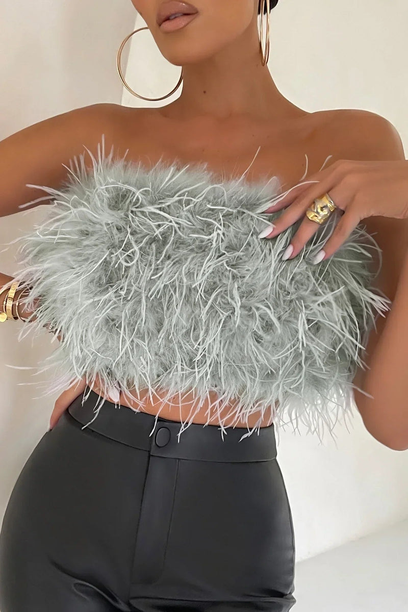 Katrine Feather Top | Stijlvolle veren crop top is een toptrend dit jaar-Boetiek Moda