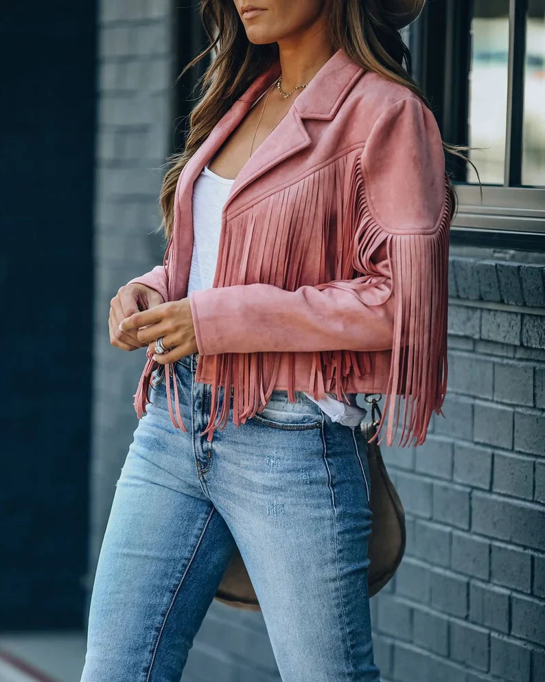 Kelly Tassel Jacket | Geef je outfit wat extra's met dit trendy kwastenjasje.-Boetiek Moda