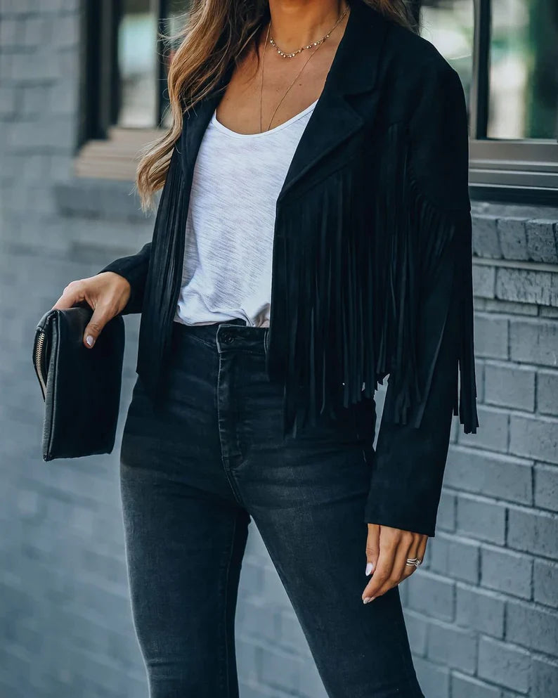 Kelly Tassel Jacket | Geef je outfit wat extra's met dit trendy kwastenjasje.-Boetiek Moda