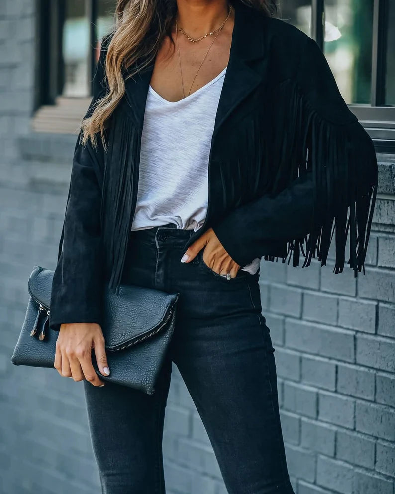 Kelly Tassel Jacket | Geef je outfit wat extra's met dit trendy kwastenjasje.-Boetiek Moda