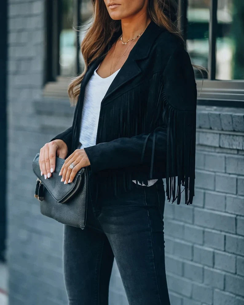 Kelly Tassel Jacket | Geef je outfit wat extra's met dit trendy kwastenjasje.-Boetiek Moda