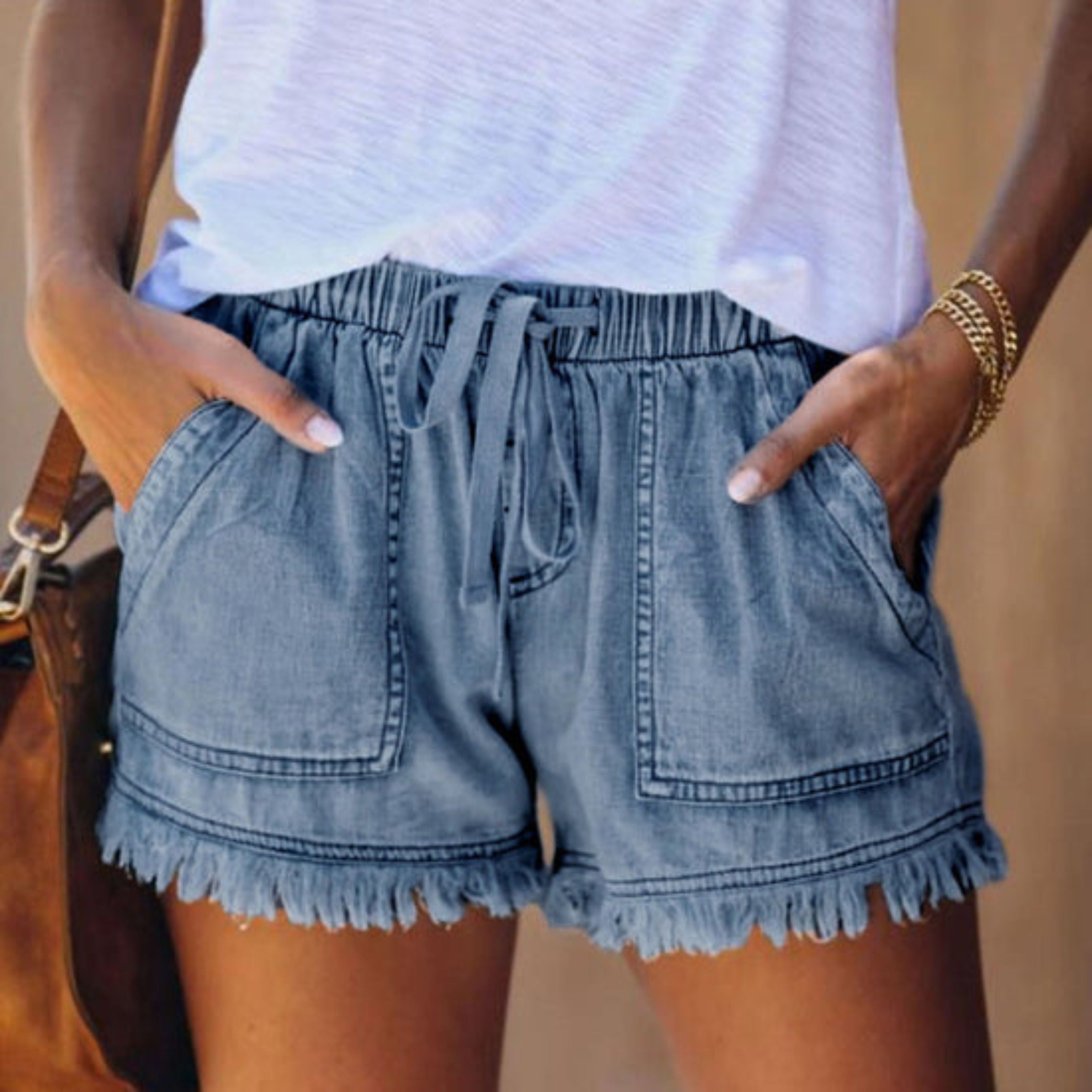 Minishort - Zomershort met elastische taille en zakken voor dames-Boetiek Moda