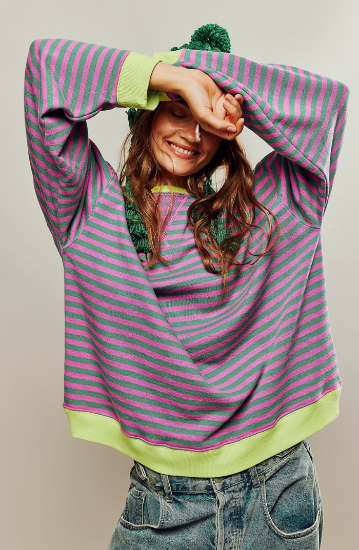 Oversized Sweater - Gestreept oversized shirt met lange mouwen voor dames-Boetiek Moda