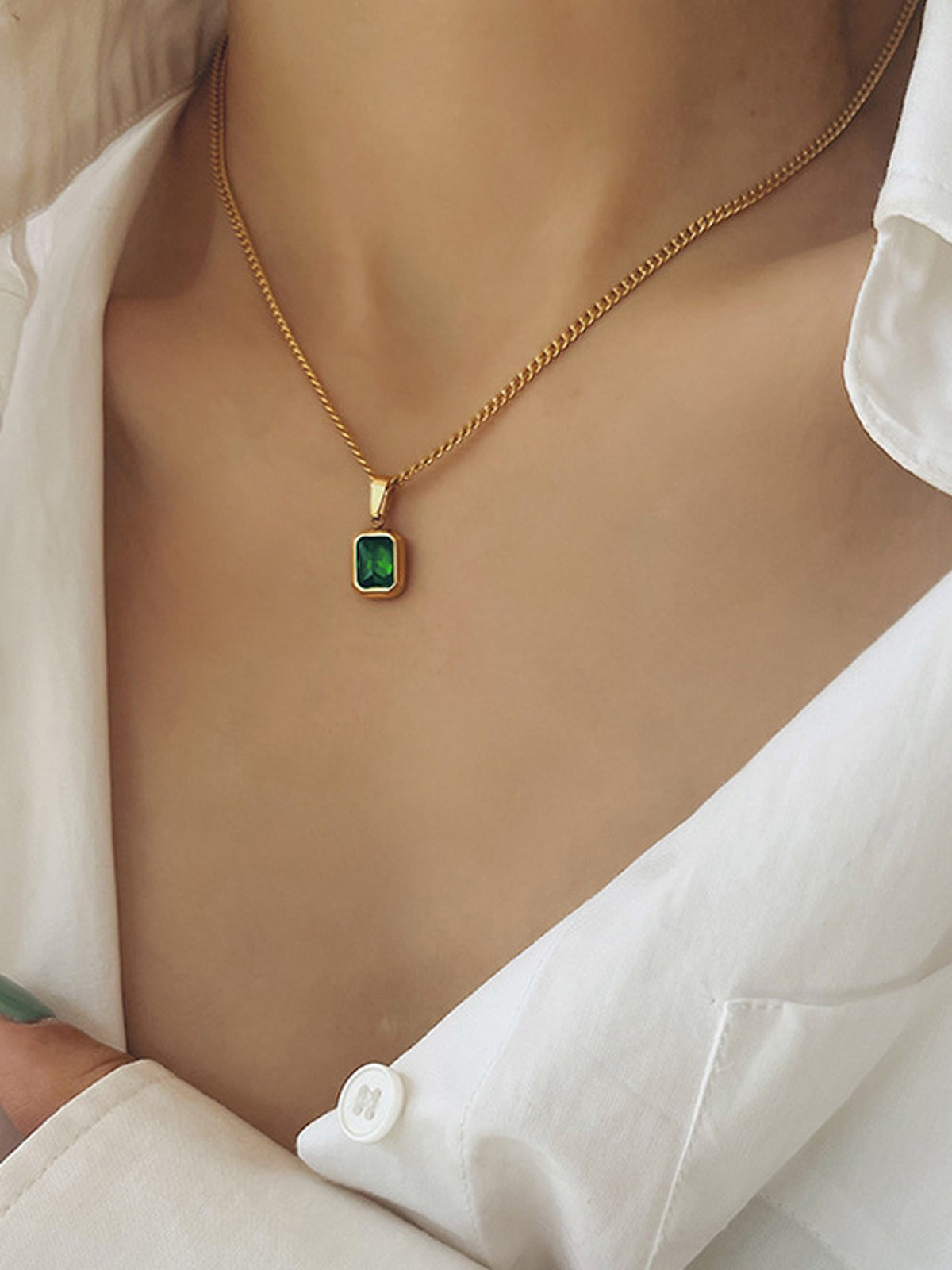 Pendant Necklace - Women's Green Stone Golden Necklace-Boetiek Moda