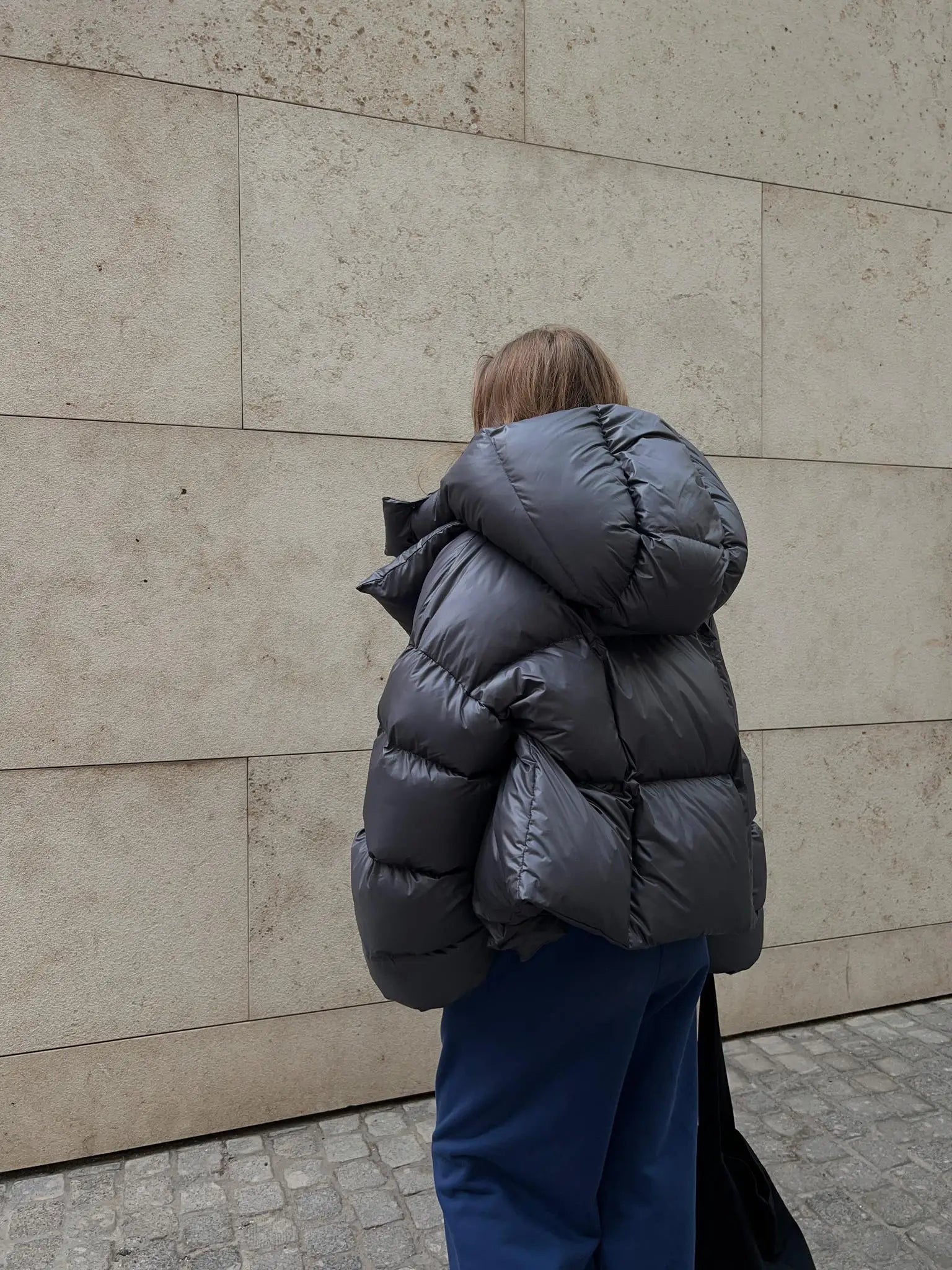 Pufferjas - Oversized winterjas met capuchon voor dames-Boetiek Moda