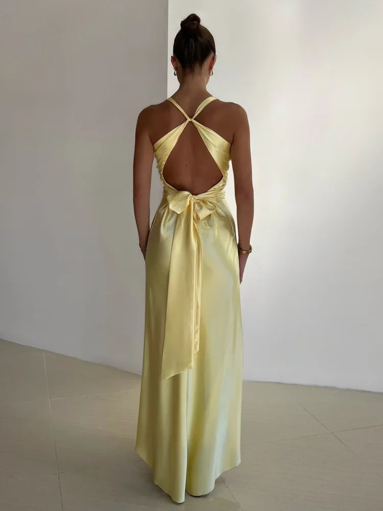 Satijnen Maxi Jurk - Elegante Vrouwenjurk met V-Hals en Rugloze Party Dress-Boetiek Moda
