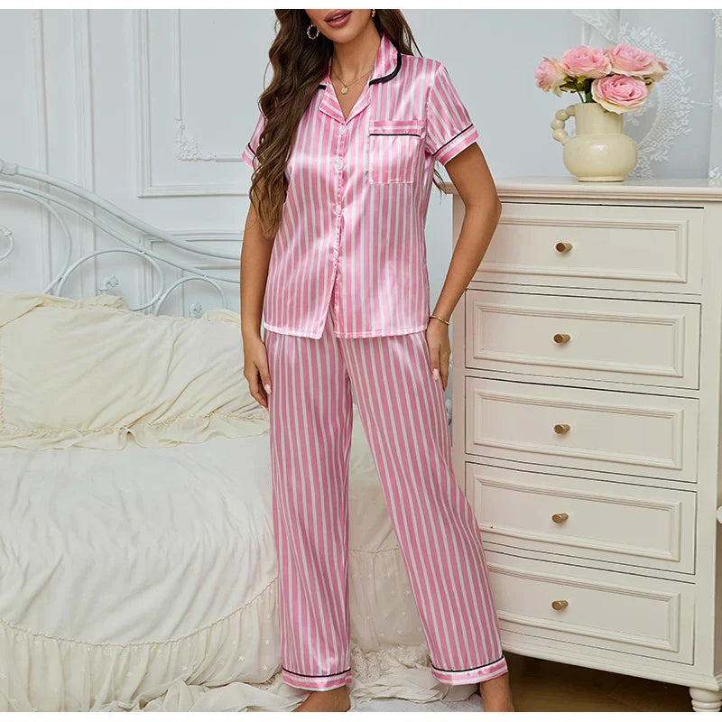 Satijnen pyjama | Gestreepte | Korte mouwen | Pyjamaset | Nachtkleding voor dames-Boetiek Moda