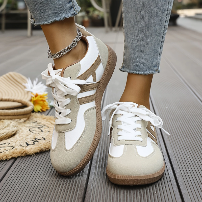 Sneakers | Beige | Veters | Casual sneakers | Damesschoenen-Boetiek Moda