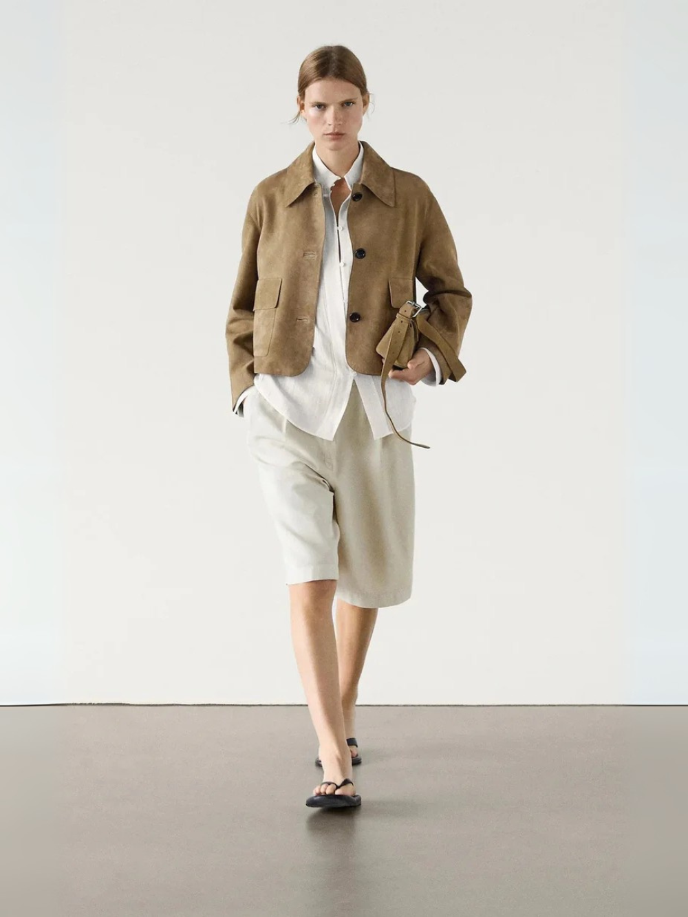 Suède Jasje - kort - met knopen - bruin jasje - damesjas-Boetiek Moda
