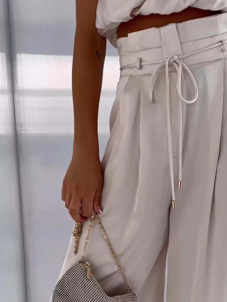 Tweedelige set - Mouwloze satijnen broek en top voor dames-Boetiek Moda