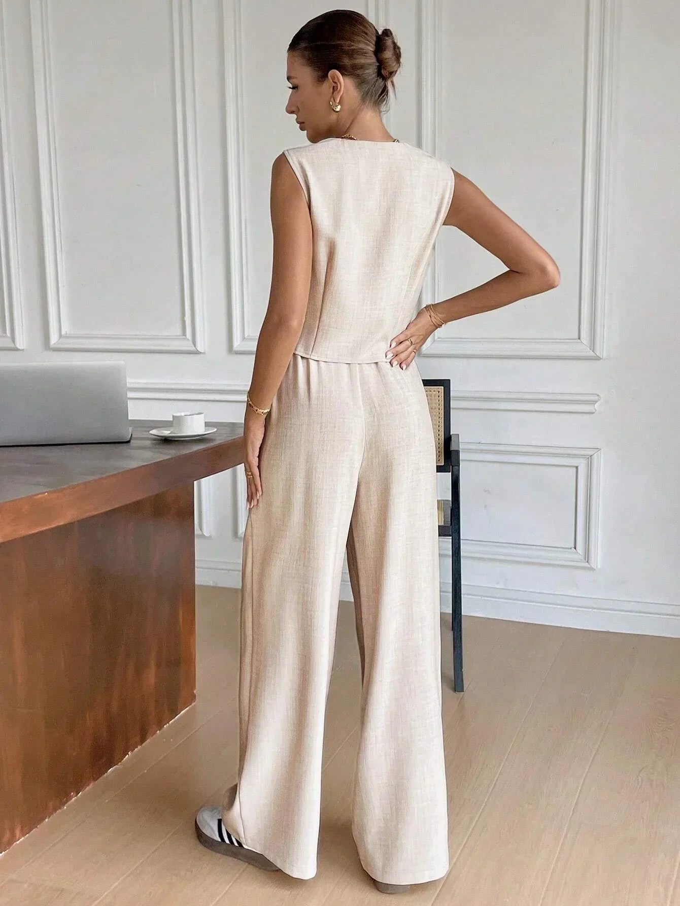 Vest en broek | Geplooid | Wijde pijpen | Tweedelige set | Damescollectie-Boetiek Moda