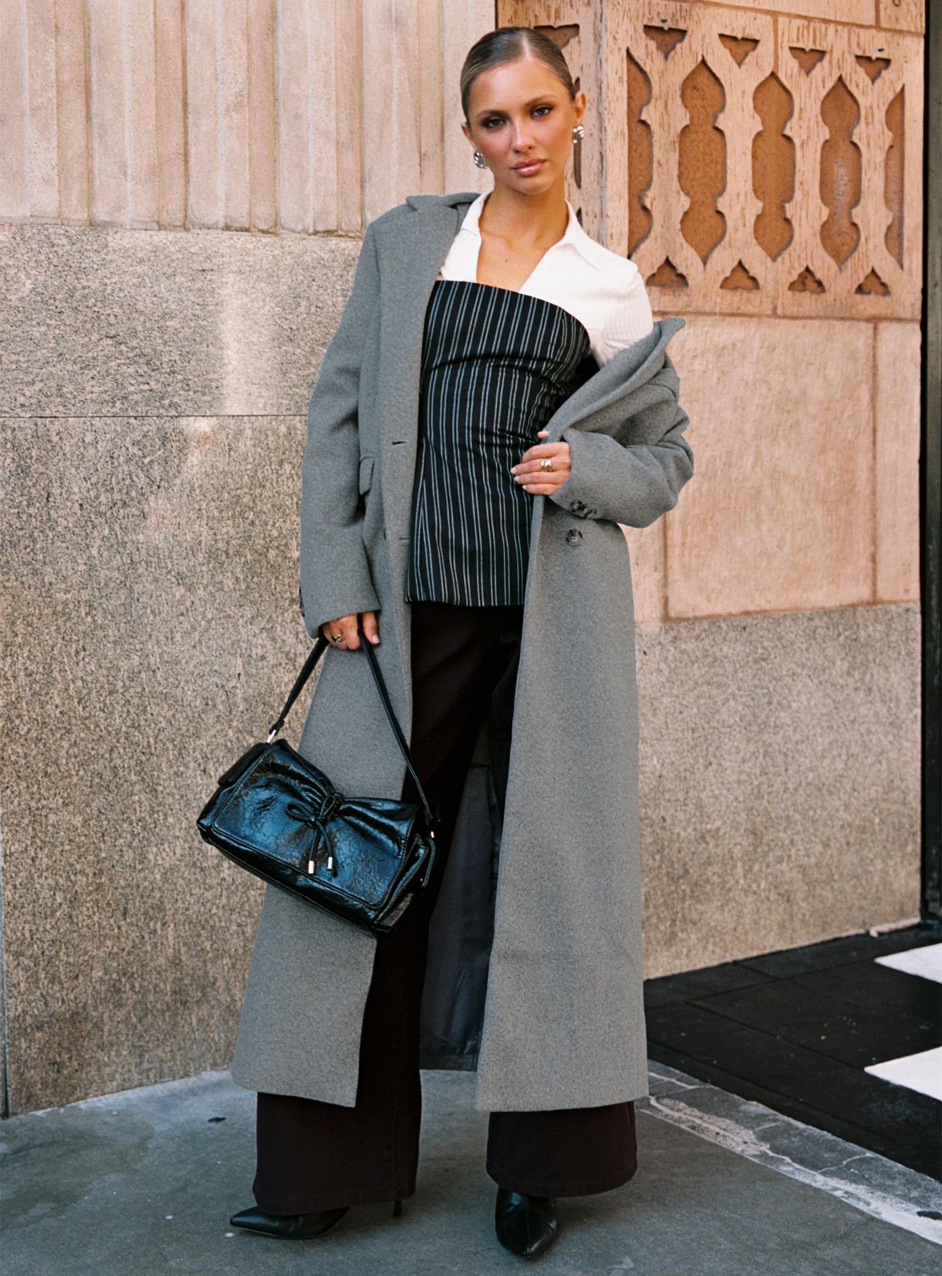 Winter trenchcoat - Lichtgrijs - Enkelrijks - Lange jas - Damesjas-Boetiek Moda