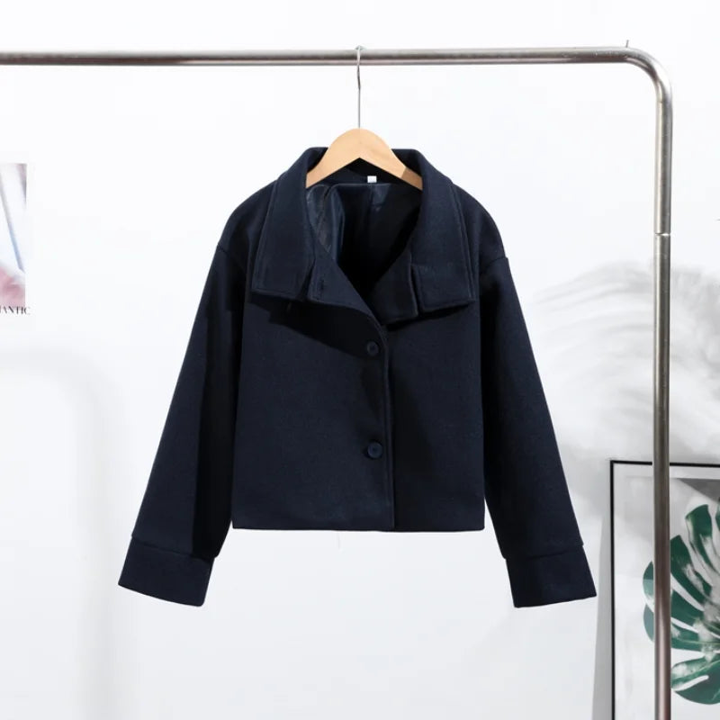 Wintertrenchcoat - Korte wollen trenchcoat met hoge kraag voor dames-Boetiek Moda